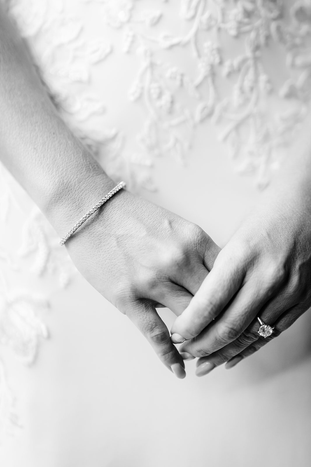 montage-deer-valley-summer-park-city-utah-wedding-logan-walker-425L-0201bw