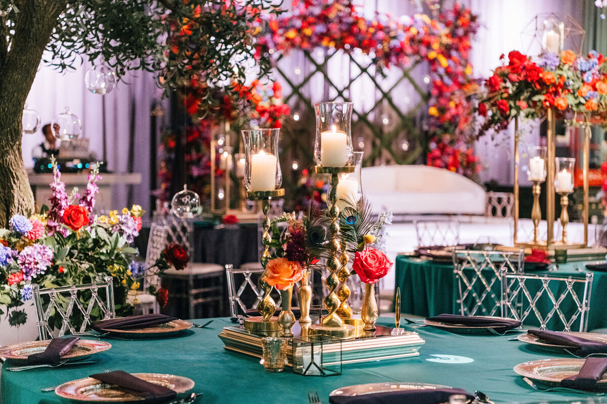 Chicago-wedding-photographers-Maha-Studios-Erica-Ben-Reception-210 (2)