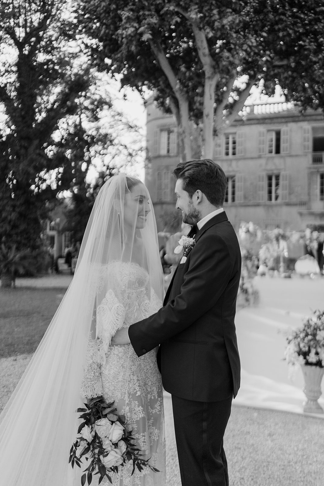 Sharzad & Sam - Chateau Robernier-130