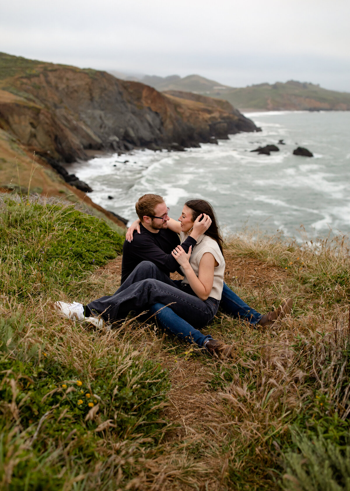 05312023_Makenzie+Gavin_RodeoBeachCA_AnjaJensenPhotography-171