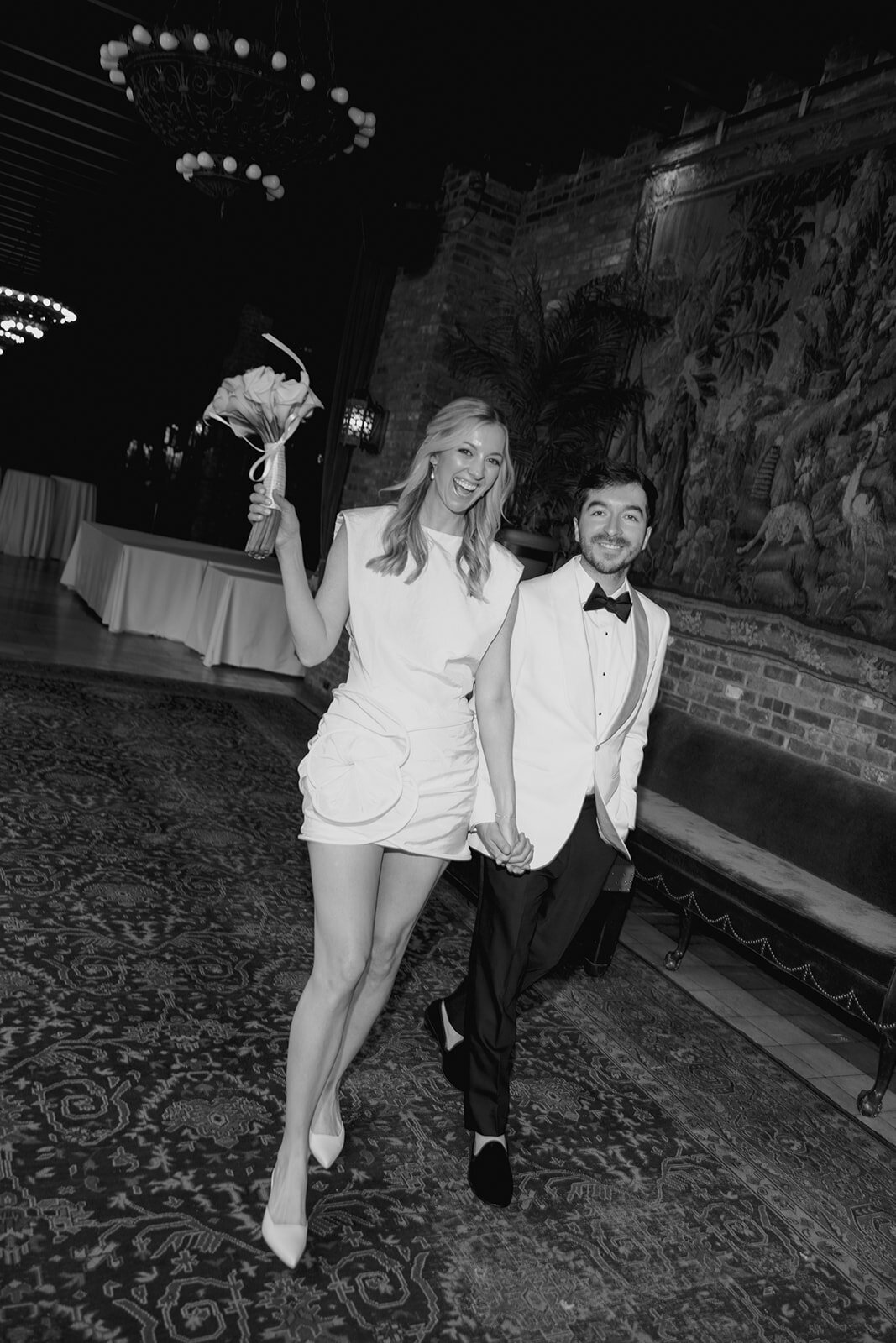 New York-City Hall-Elopement-Chic-Candid-Wedding-Larisa-Shorina-53