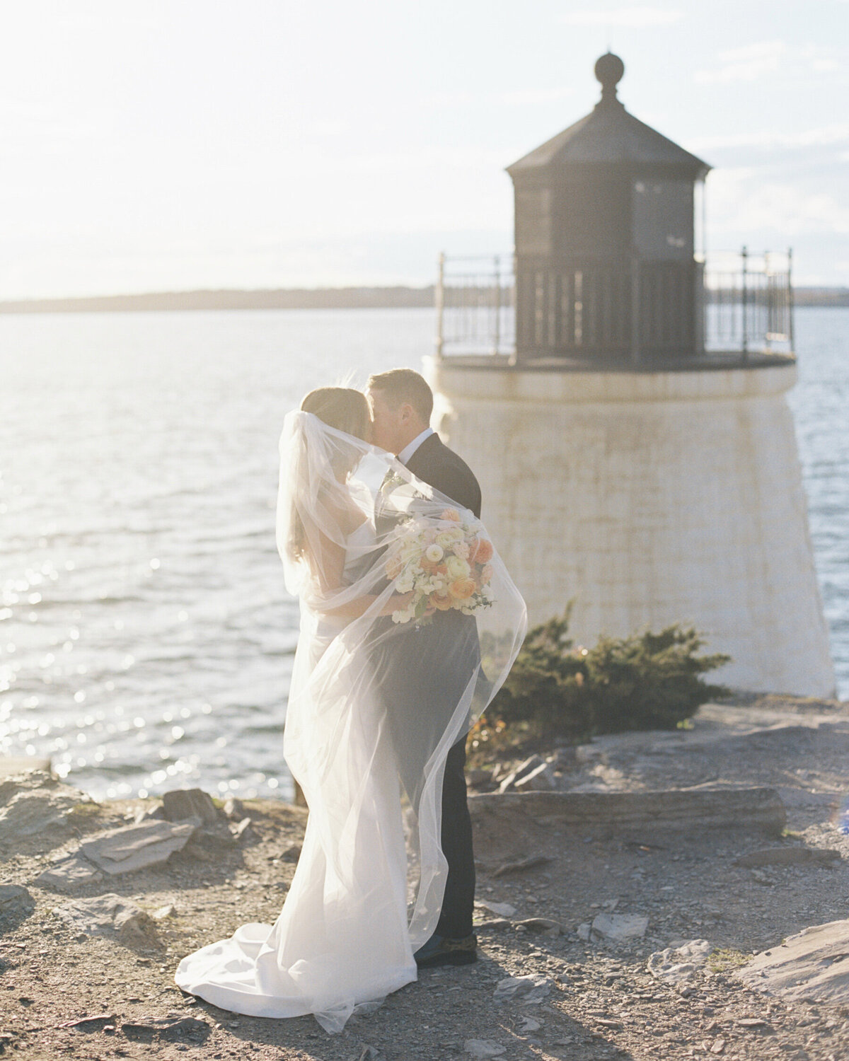 Emily March Photography Wilmington, North Carolina and Destination Wedding Engagement Photographer Heirloom Photography for Memorable Gatherings Light Airy Sentimental Imagery Images Weddings_Castle Hill Inn Wedding - 056