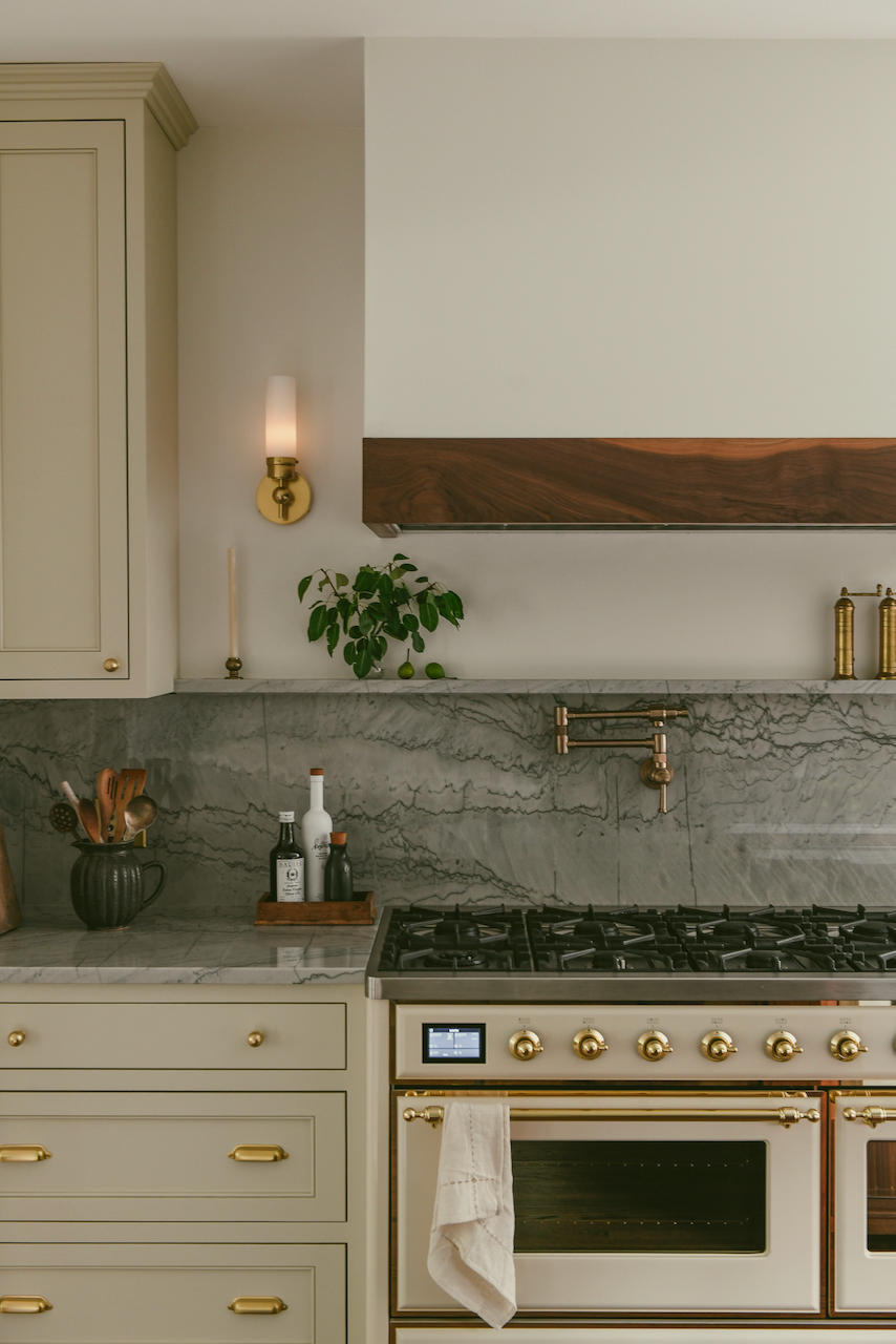 7902FF4F-1568-46F1-B587-11EB2A5777A3