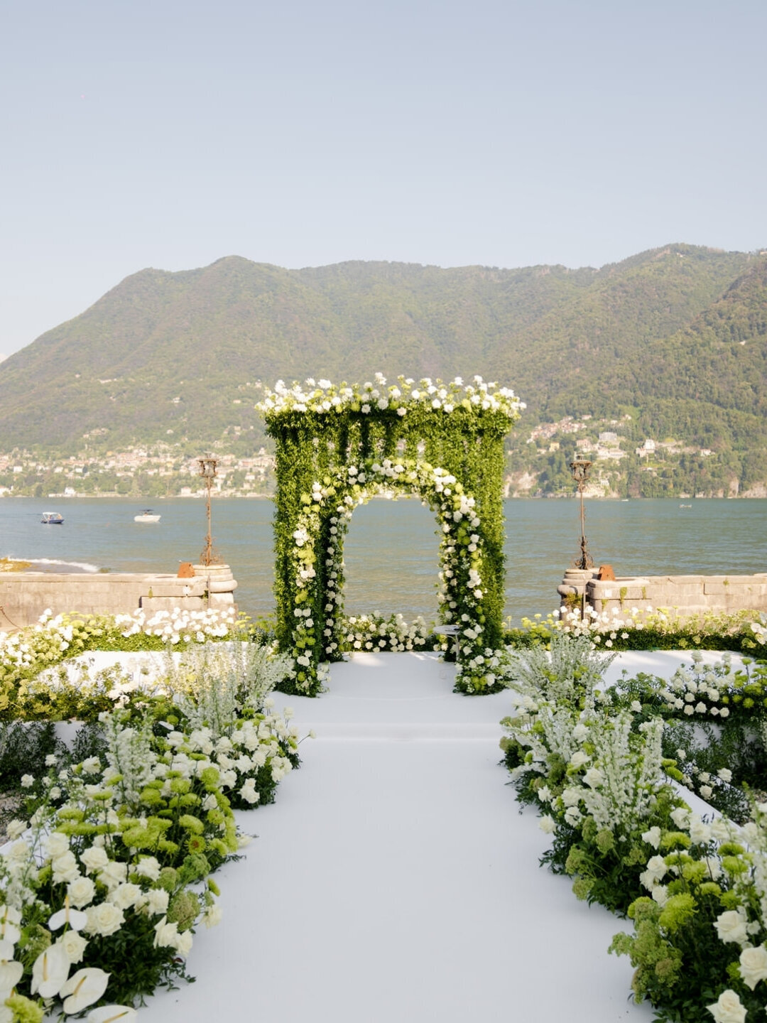 Villa Erba Italy Destination Wedding European Event Coordinator @alejandrapoupelevents 16