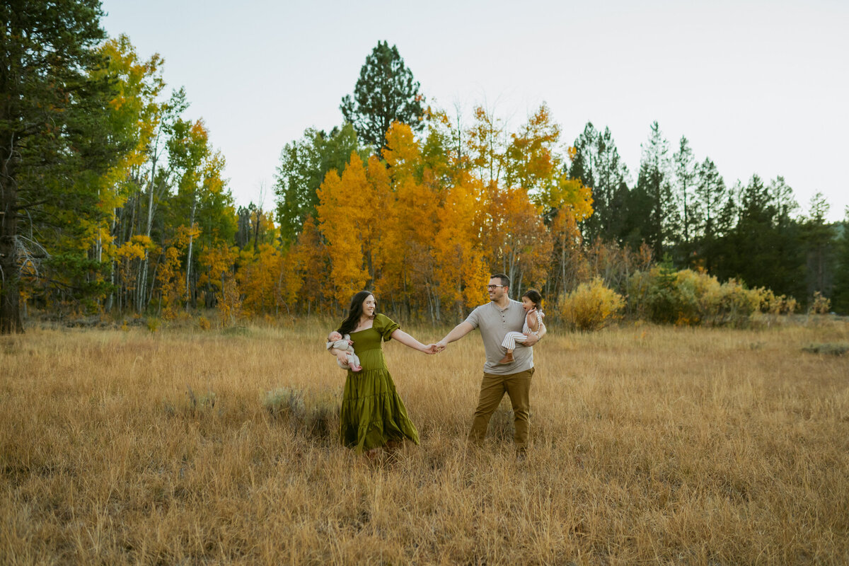 Lake Tahoe-Family-Photographer-90