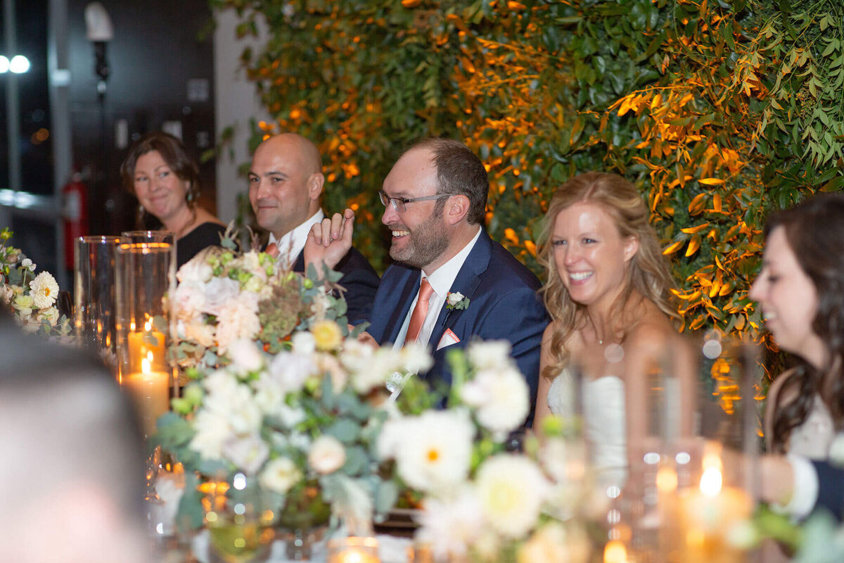 fall-aspen-wedding-couple-at-head-table