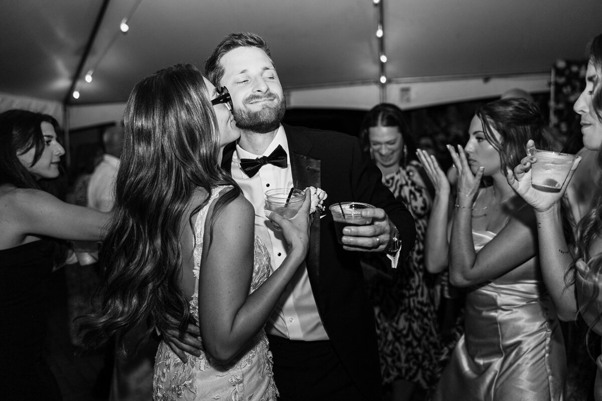 Best Cleveland Luxury Wedding Photographer LIndsey Ramdin LAR Weddings Pittsburgh Wedding Photographer Ohio Romantic Weddings82