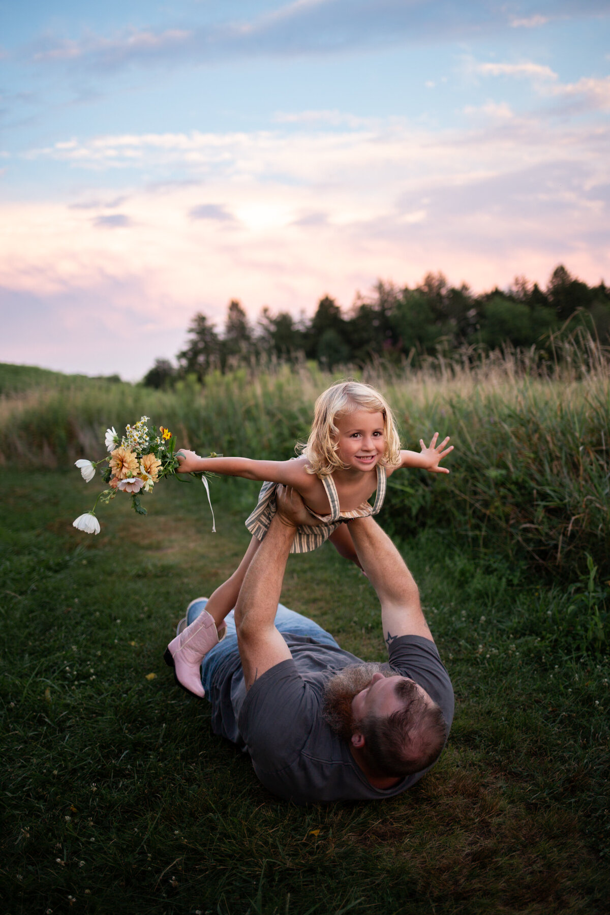 playful-family-session-roslyn-long-island
