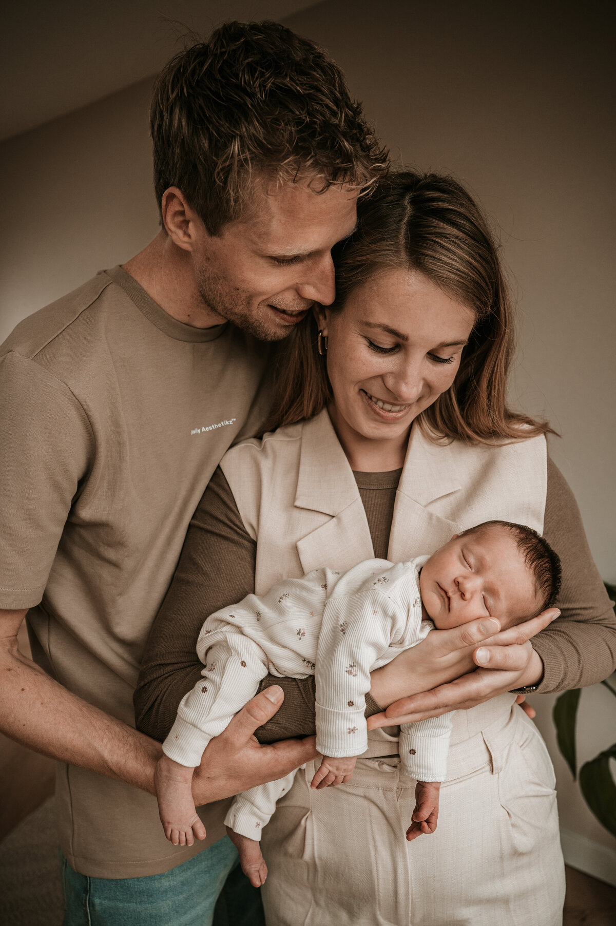 Newbornshoot-newbornfotograaf-lifestyleshoot-fotograafnijmegen-Jiscafotografie-116