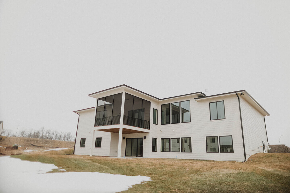 1120-Exterior-Grimes-Central-Iowa-Custom-Home-JRL-Builders-3F1A5626