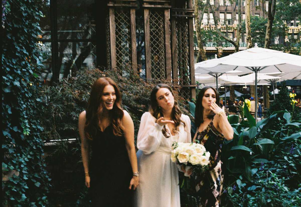 bryant-park-grill-new-york-city-wedding-sava-weddings-film-41-1-2048x1408