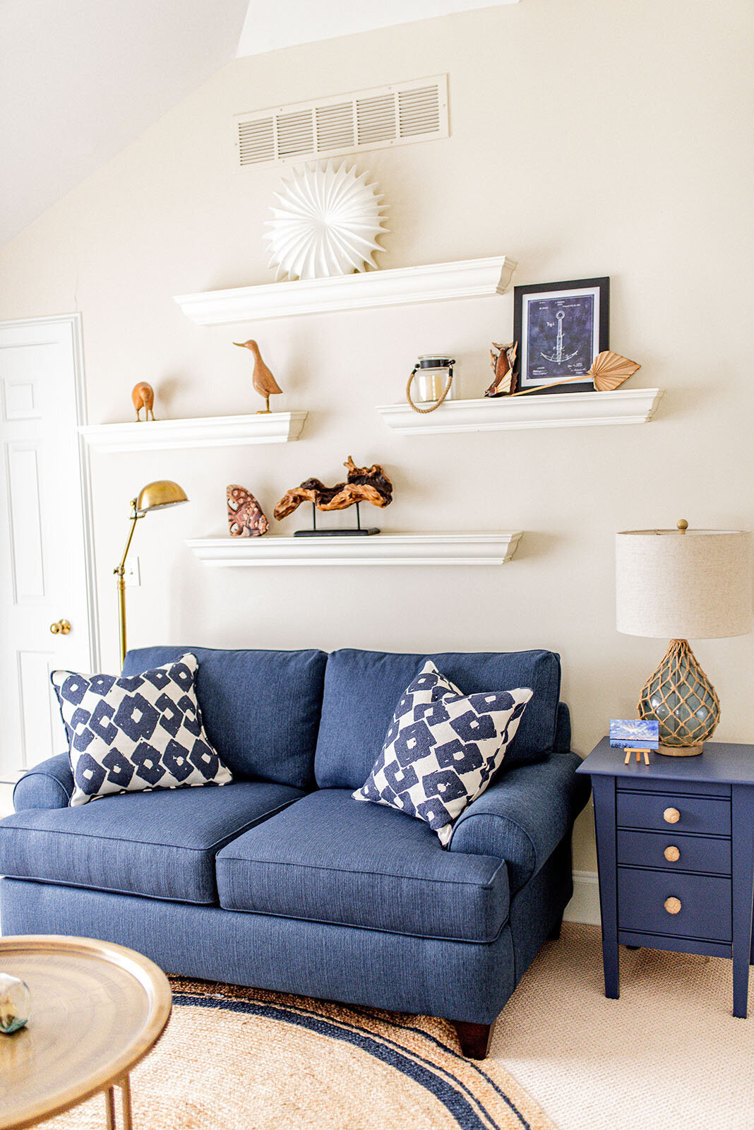 7Elements_IndianLake_LoveSeat