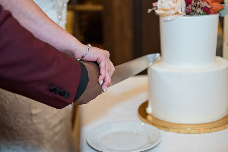 Detroit Wedding Photographer Victoria Wedding Chapel-212