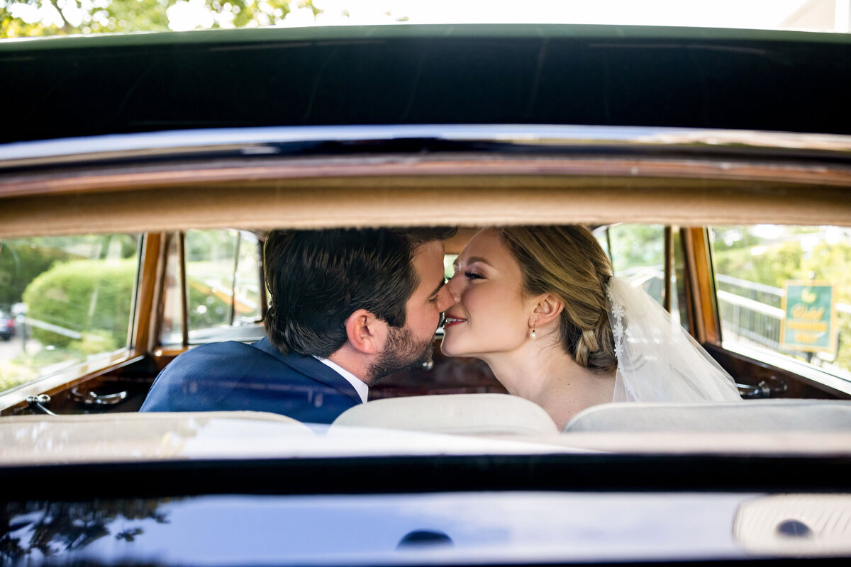 emma-cleary-new-york-nyc-wedding-photographer-videographer-slideshow-ryan-3