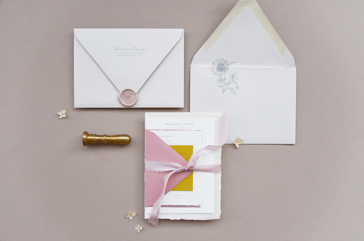 colorful-delicate-hand made-paper-invitations-papelnco
