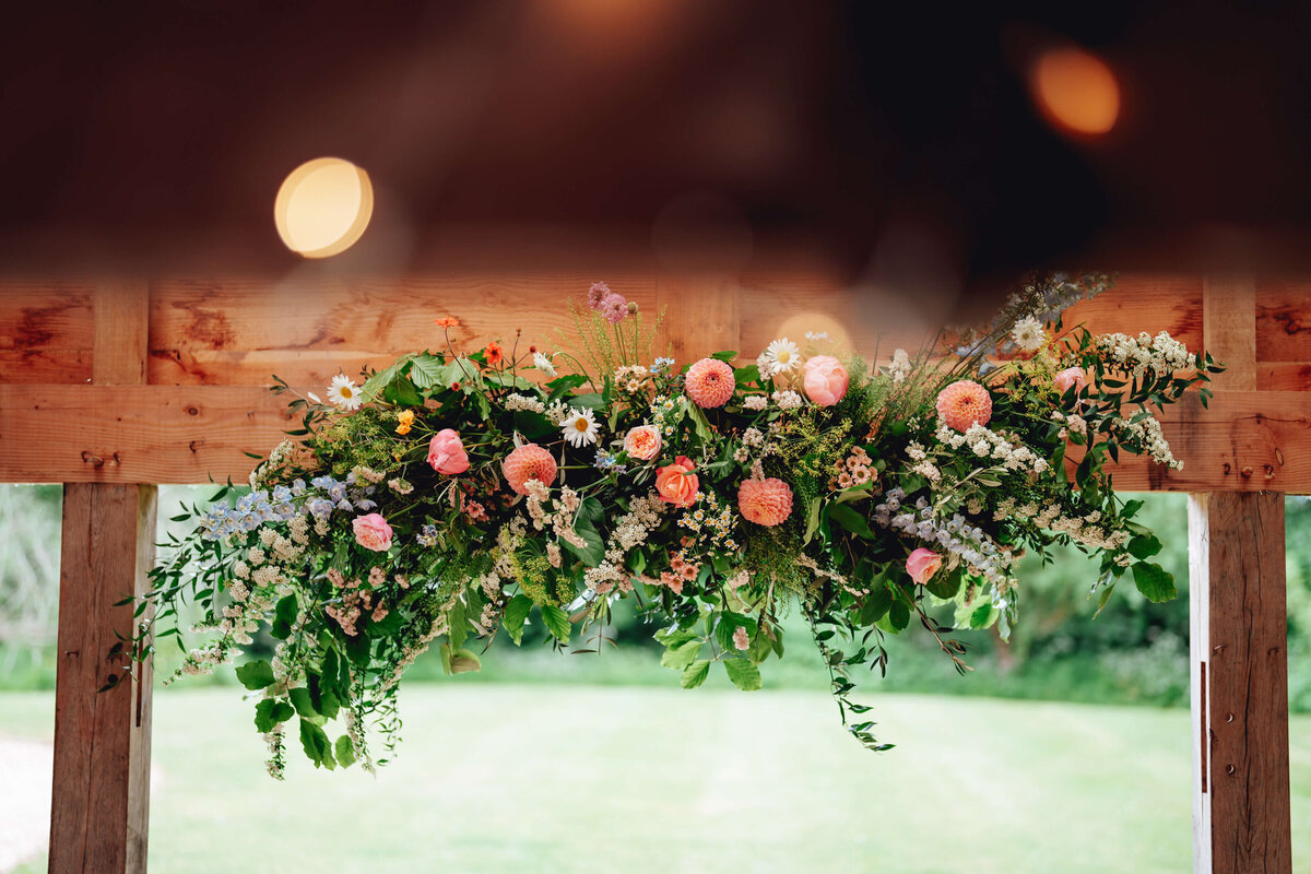 Issy-and-Bella-Floral-Design-Wedding-Florist-Herefordshire-Haybarn-House-J-L6