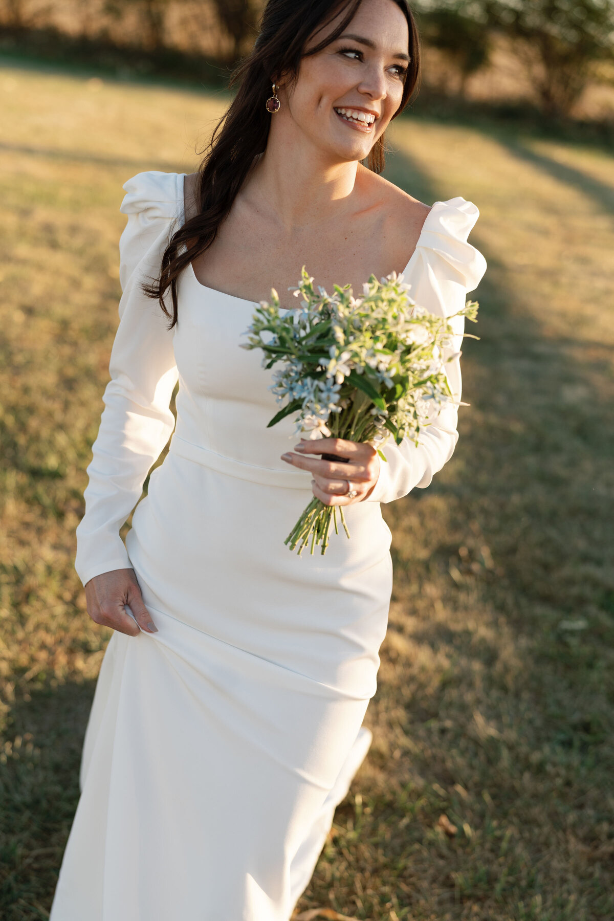 Indiana_Michigan_Wedding Planner_Idaville_Sioux Monti_Barn_Editorial_Bridal Fashion_Outdoor Wedding_The Bride