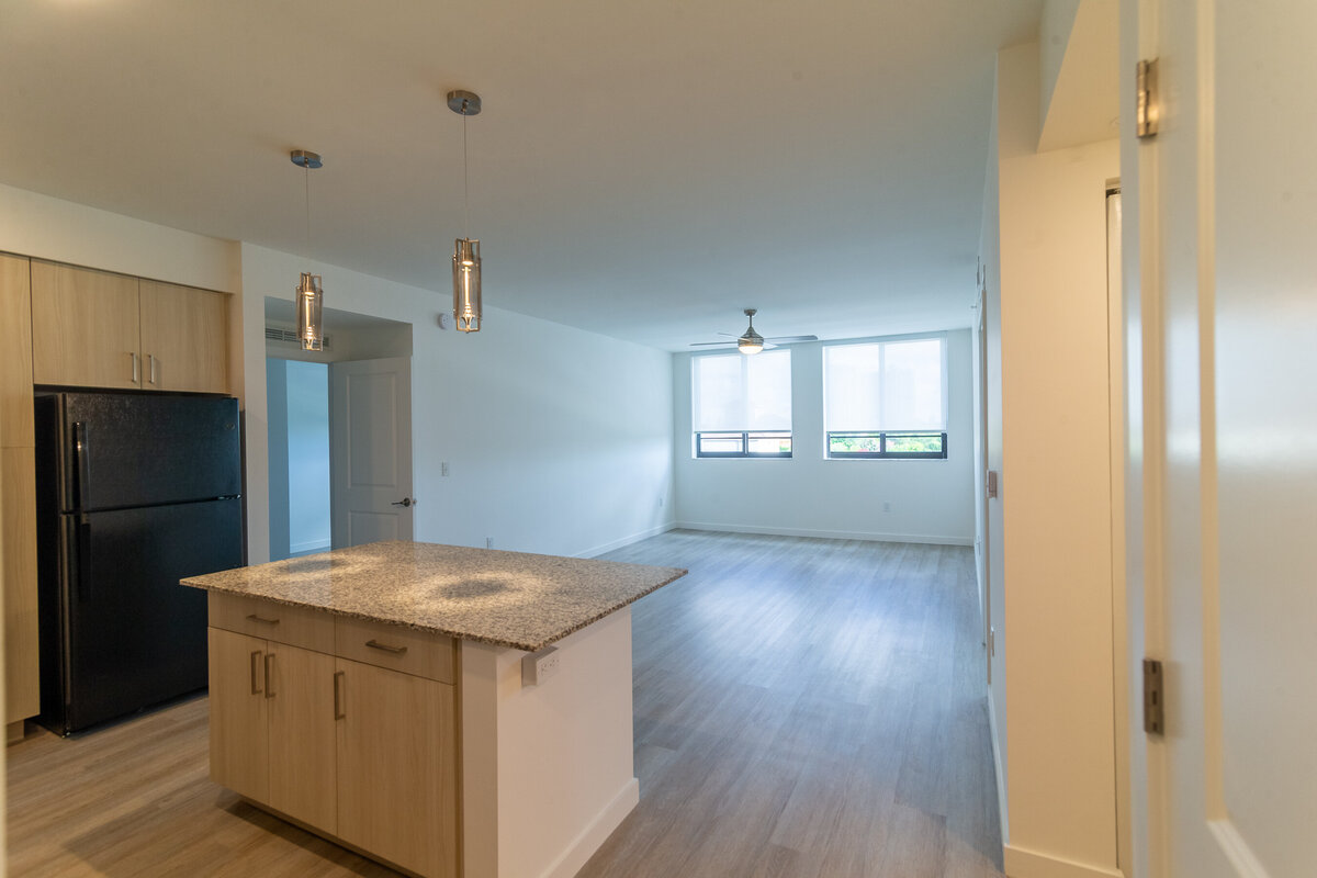 062524BERKELYPALMBEACH-75