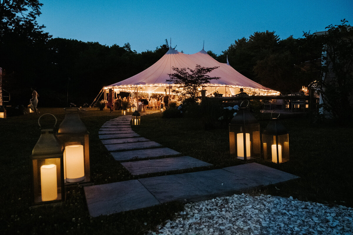 Kate-Murtaugh-Events-South-Shore-MA-tented-wedding-planner