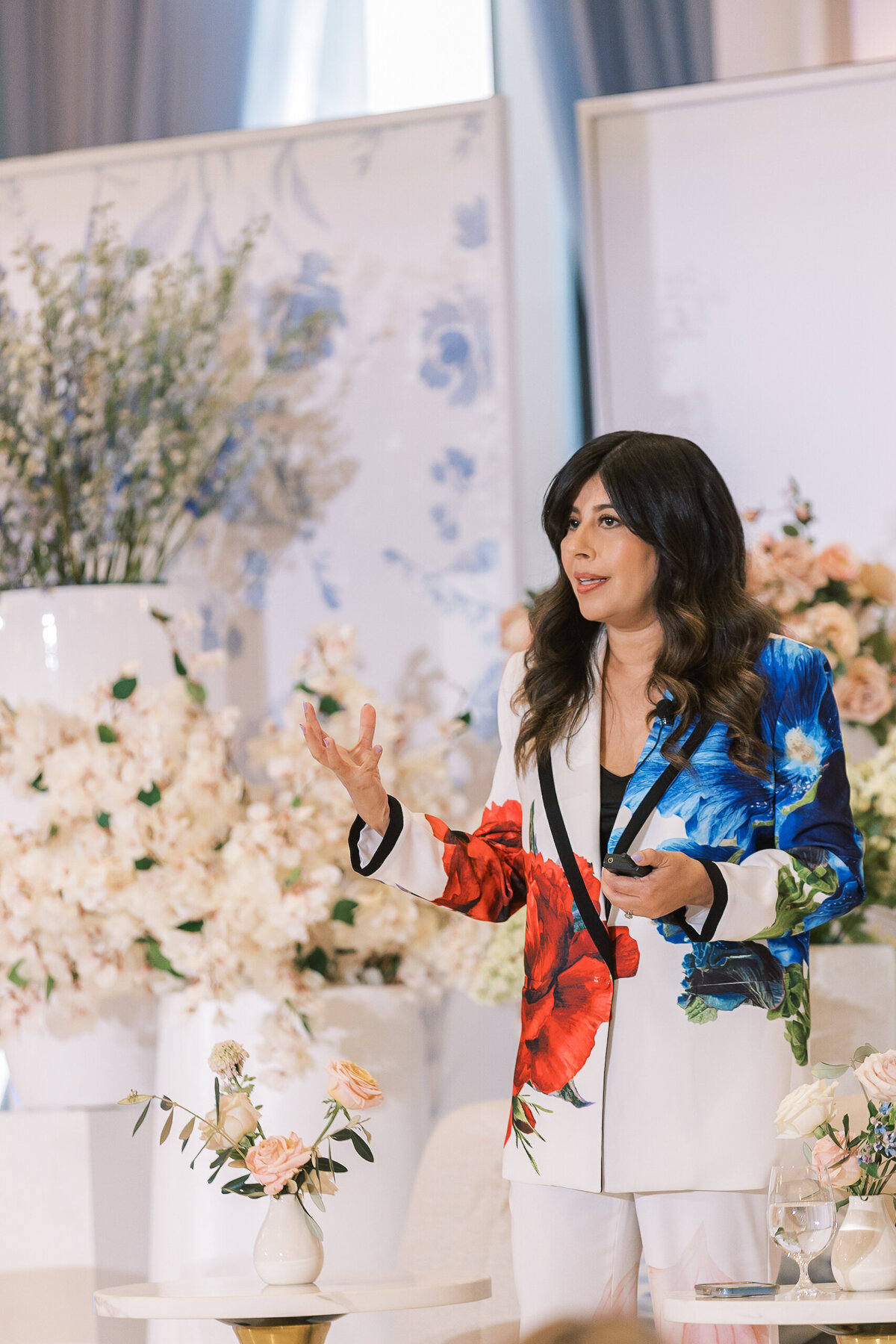jillian-harris-academy-in-the-city-atelier-collective-fairmont-toronto-hina-khan