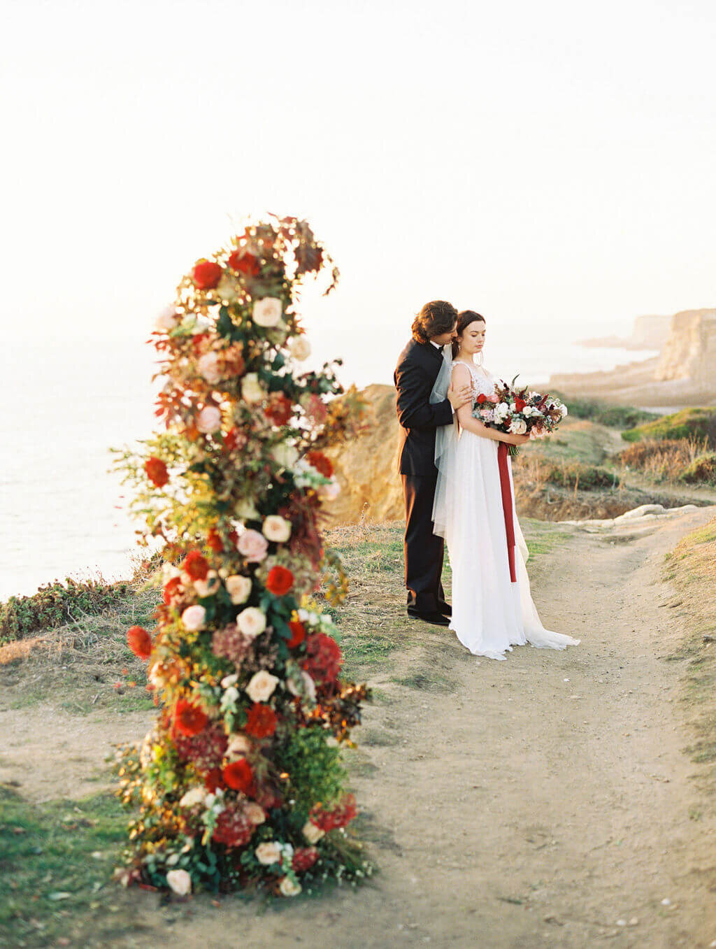 Santa Cruz Wedding - Autumn Marcelle Design x Ditto Dianto - Featured by Magnolia Rouge (33)