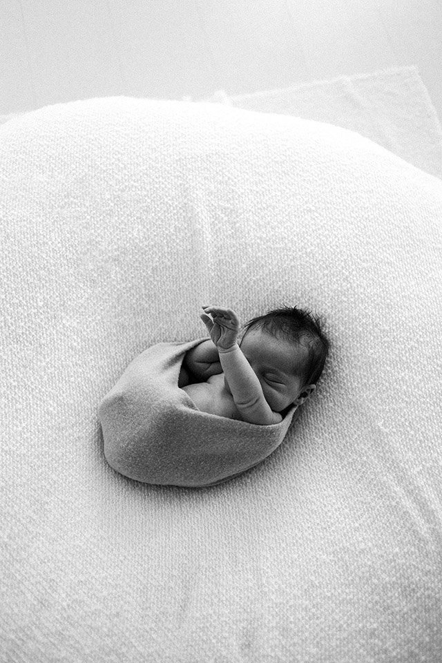 newborn image that Laurie Baker captured