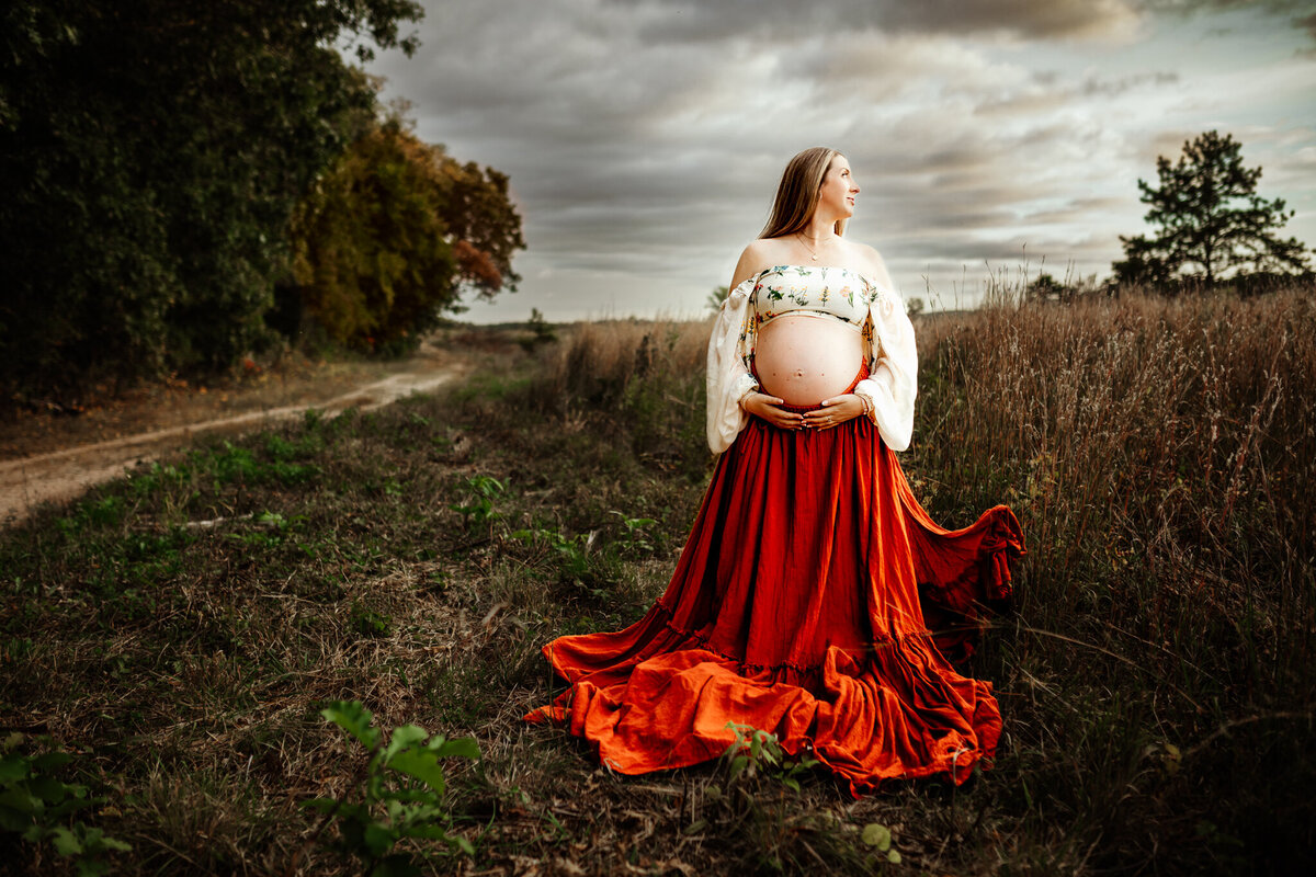 Storytelling maternity session Southern Maine