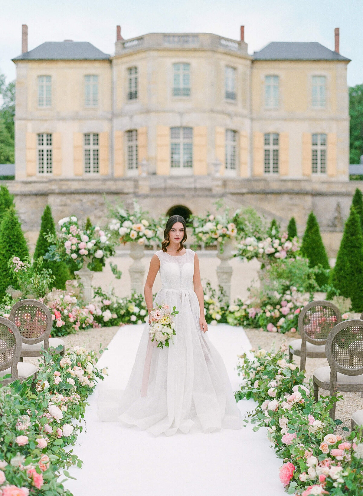 Chateau-de-Villette-wedding-florist-Floraison24