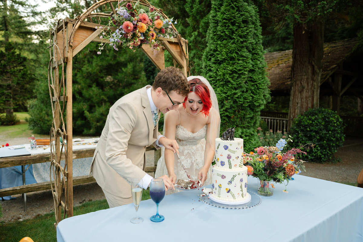 Beau-Lodge-Venue_Bellingham-Wedding-Photographer_Caylie-Mash_MN799