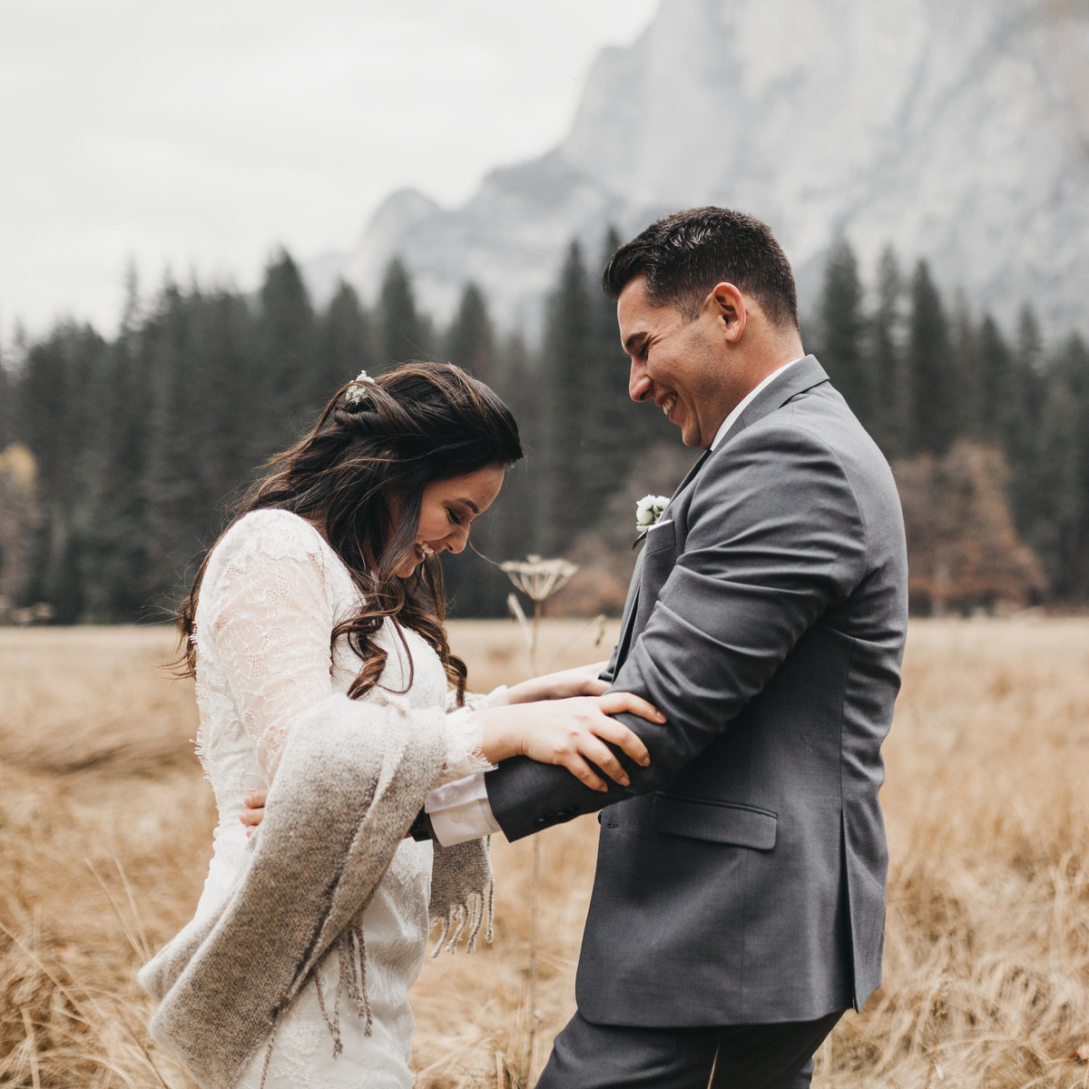 athena-and-camron-how-to-elope-in-yosemite-valley-lower-valley-woods11