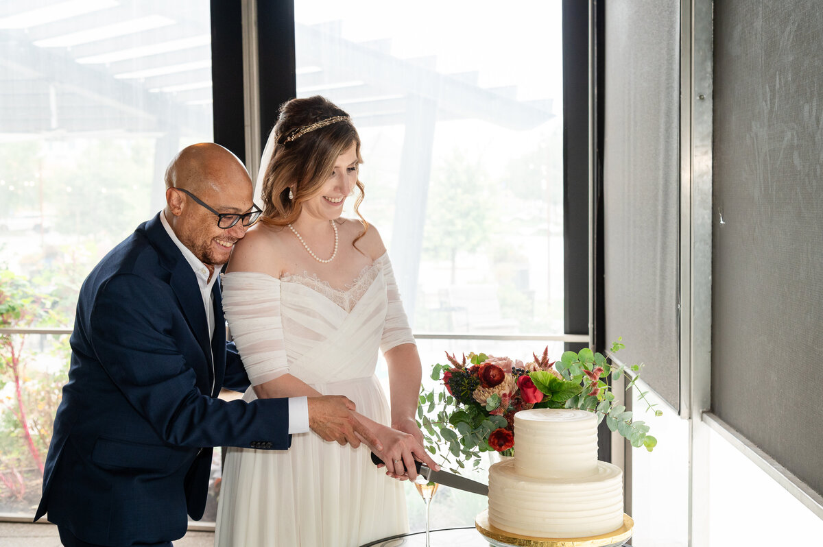 sarah-oberheim-photography-best-st-louis-wedding-photographer-near-me-lafayette-square-park-wedding-photographer14