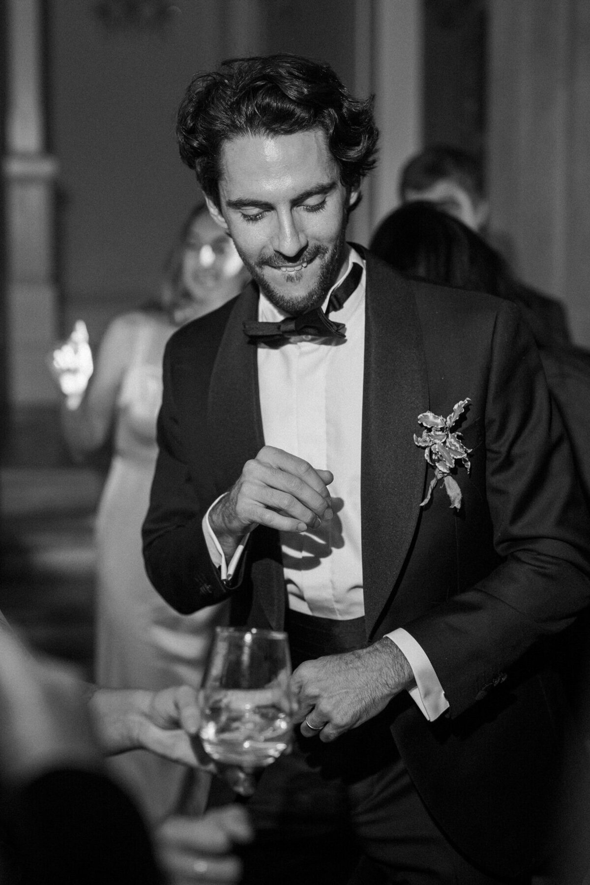 Maïlys Fortune Photography Husband Wife Wedding Weddings Photography France Switzerland Italy Timeless Dreamy Imagery Bilingual French English Destination Weddings Destination Wedding Provence French Riviera Paris Lake Como Tuscany165