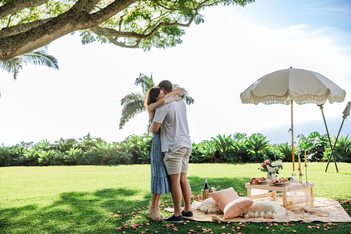 Hawaii-Engagement-Photos-Holualoa-Inn (13)