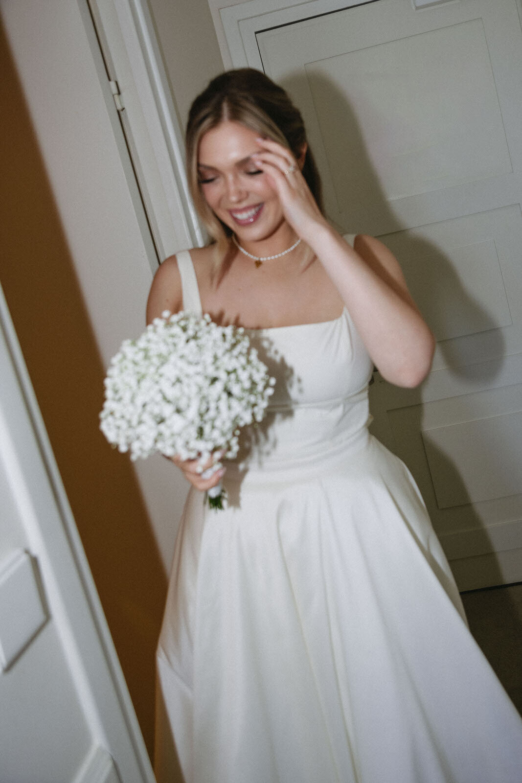 Flora_And_Grace_Editorial_Analog_Wedding_Photographer (1 von 1)-6