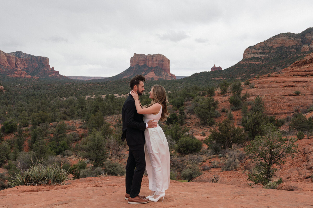 sedona-elopement-photographer