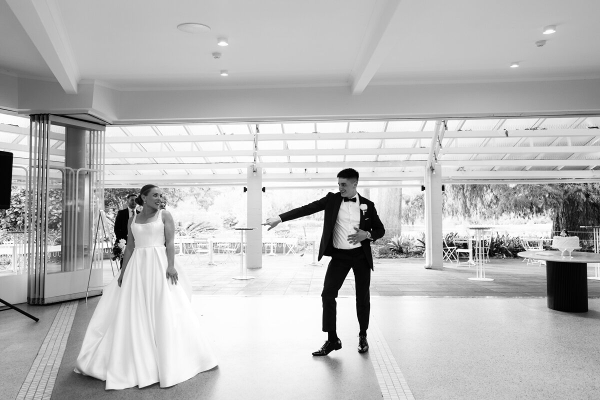 Courtney Laura Photography, Royal Botanical Gardens, The Terrace, Yarra Valley Wedding Photographer, Zoe and Sergio-356