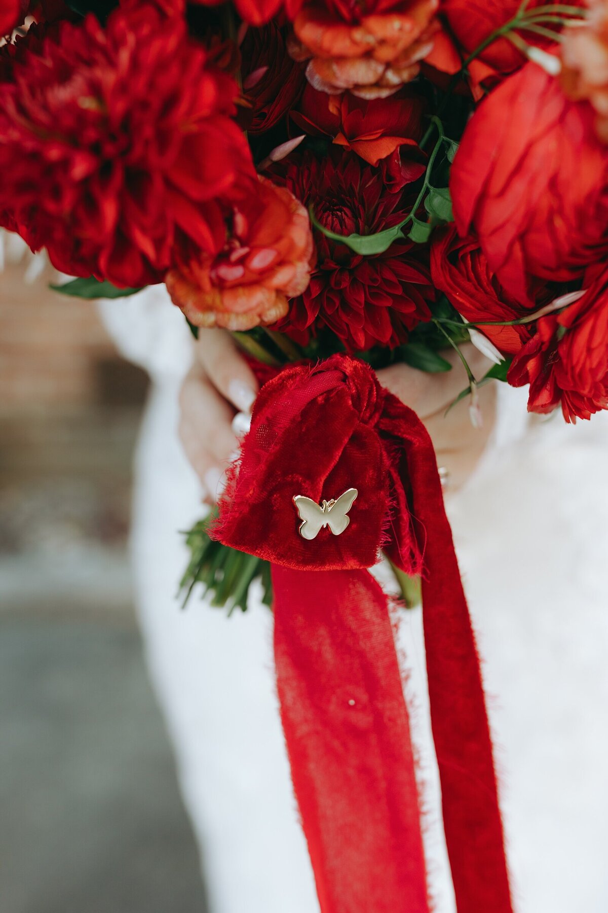 Jordan and Ian Romantic Red Rock and Roll Wedding Brooklyn Arts Center_0029