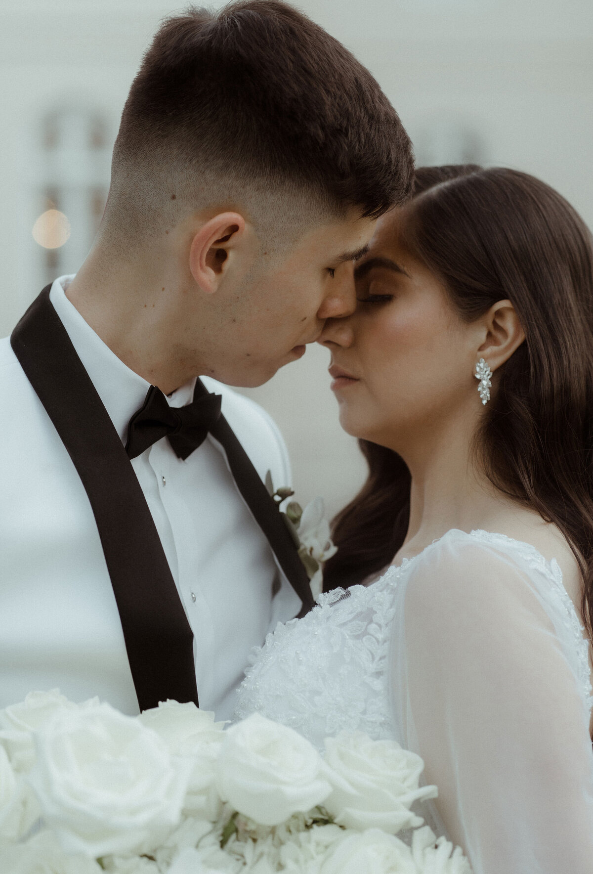 L&H_WED-303