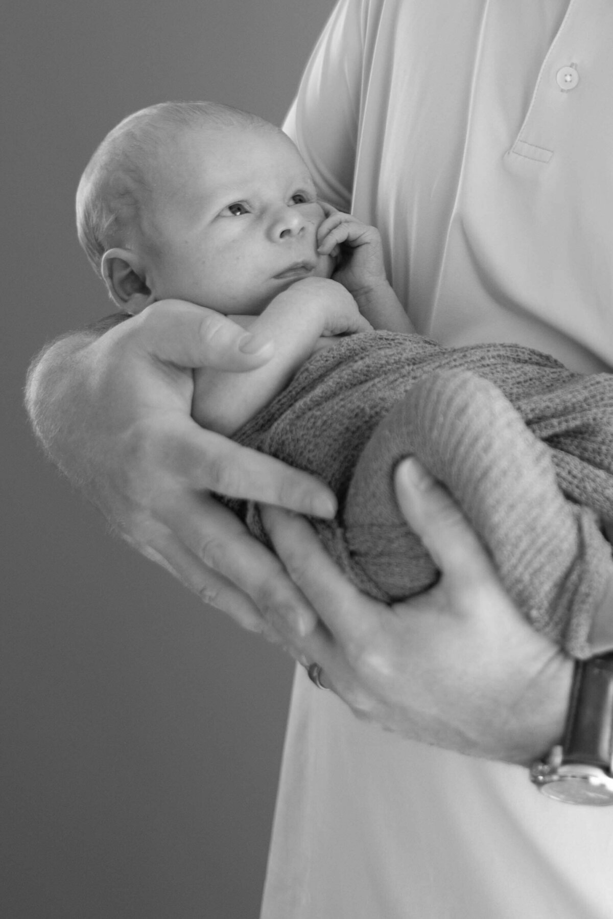 newborn-face-details