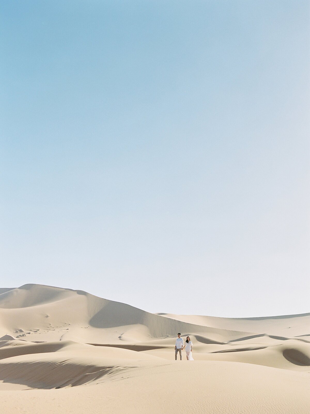 Vicki Grafton Photography Pre Wedding Session Engagement Morocco Sahara Desert Luxury Destiantion Photographer Fine art Film  13