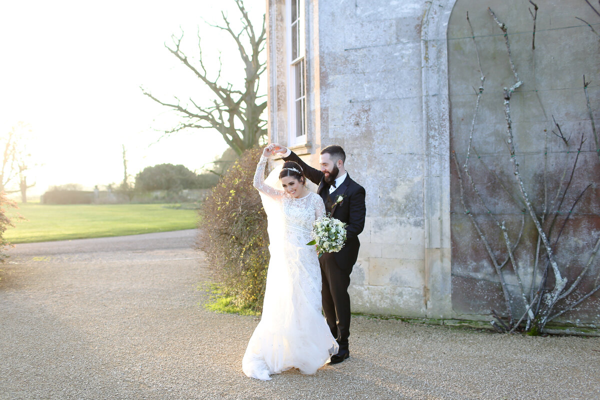 luxury-wedding-elmore-court-gloucestershire-leslie-choucard-photography-48