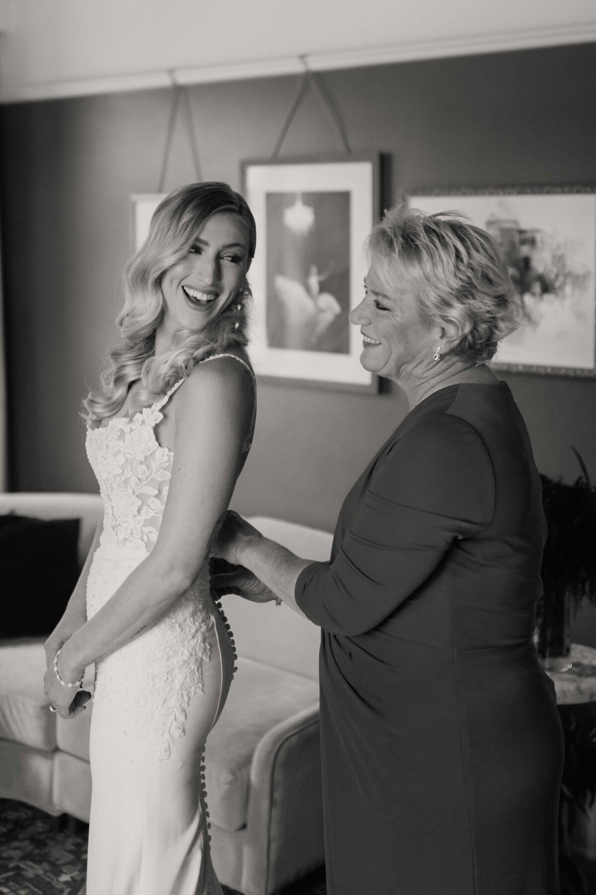 010_The Perry Lane Hotel Wedding Photographer_