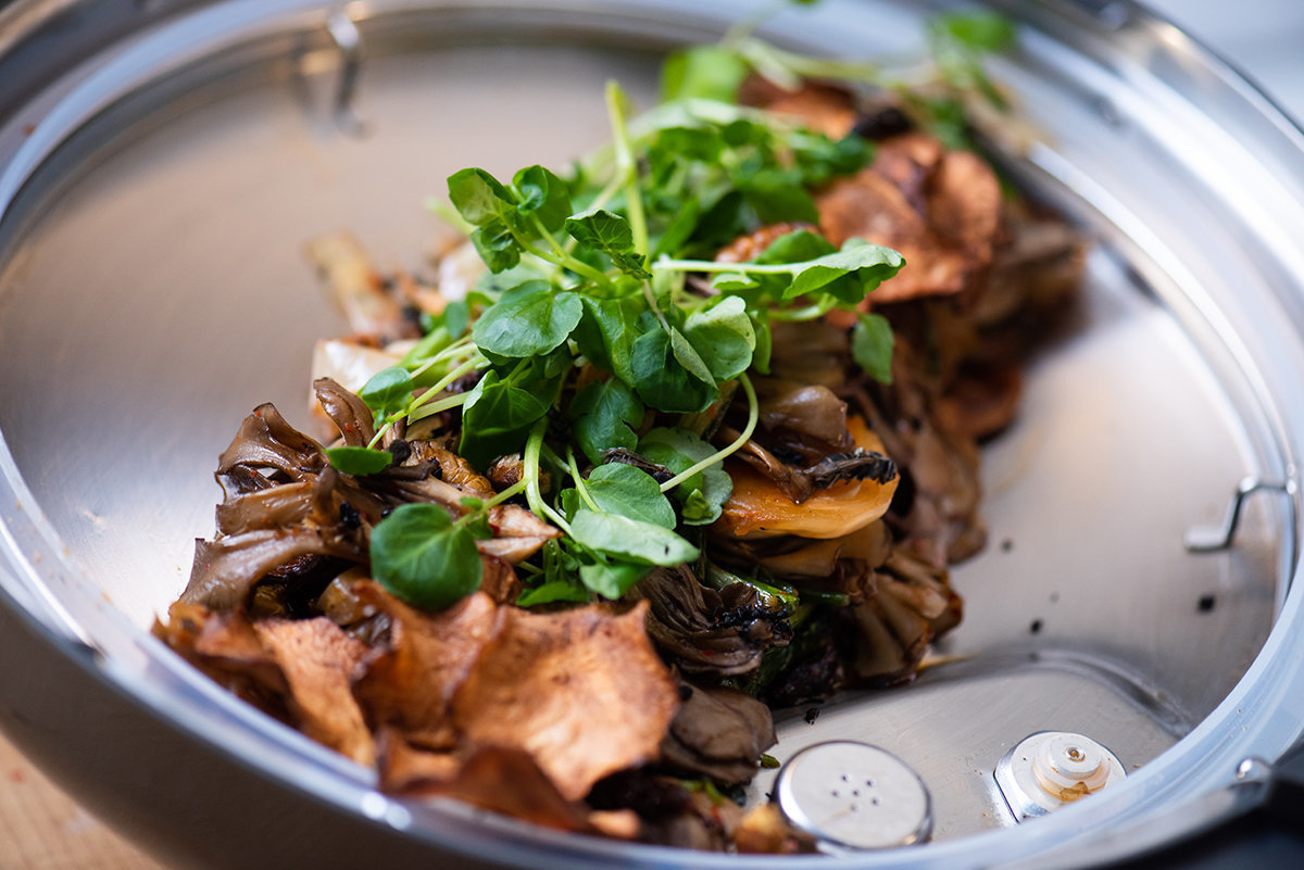 11.17.19.ForagedGreenSaladBeauty-5-web