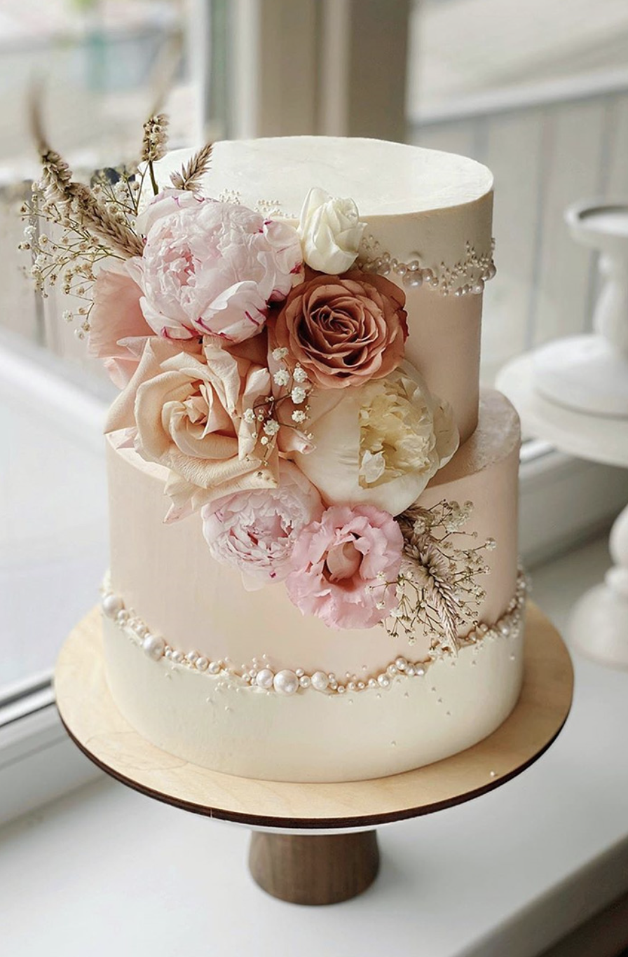 2-tier cake