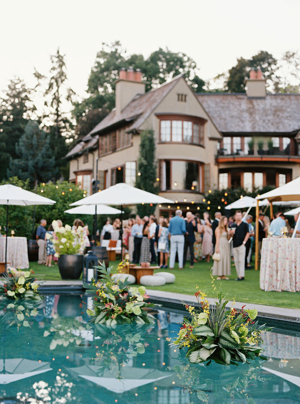 Portland-Oregon-wedding-welcome-party-32058_10