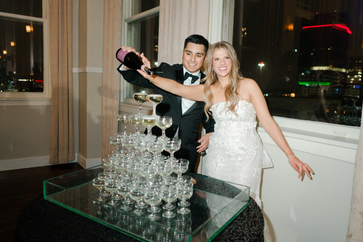 Meghan+ErnestoWed-1344