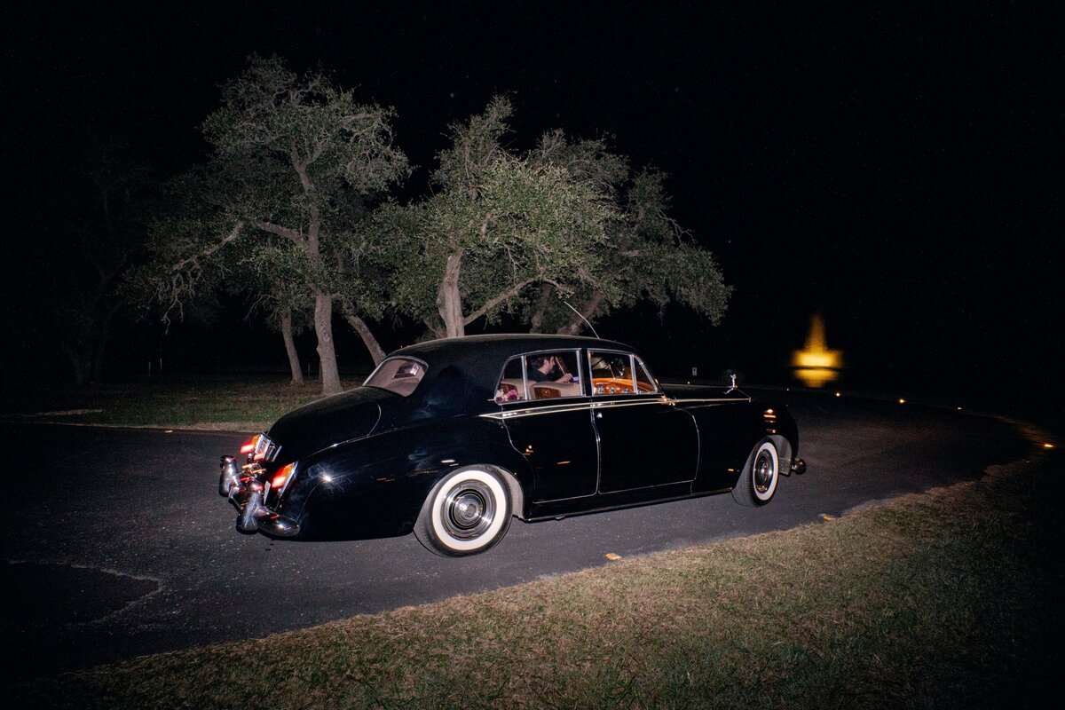 Maggie-Joe-Austin-Wedding-Allen-Tsai-1286