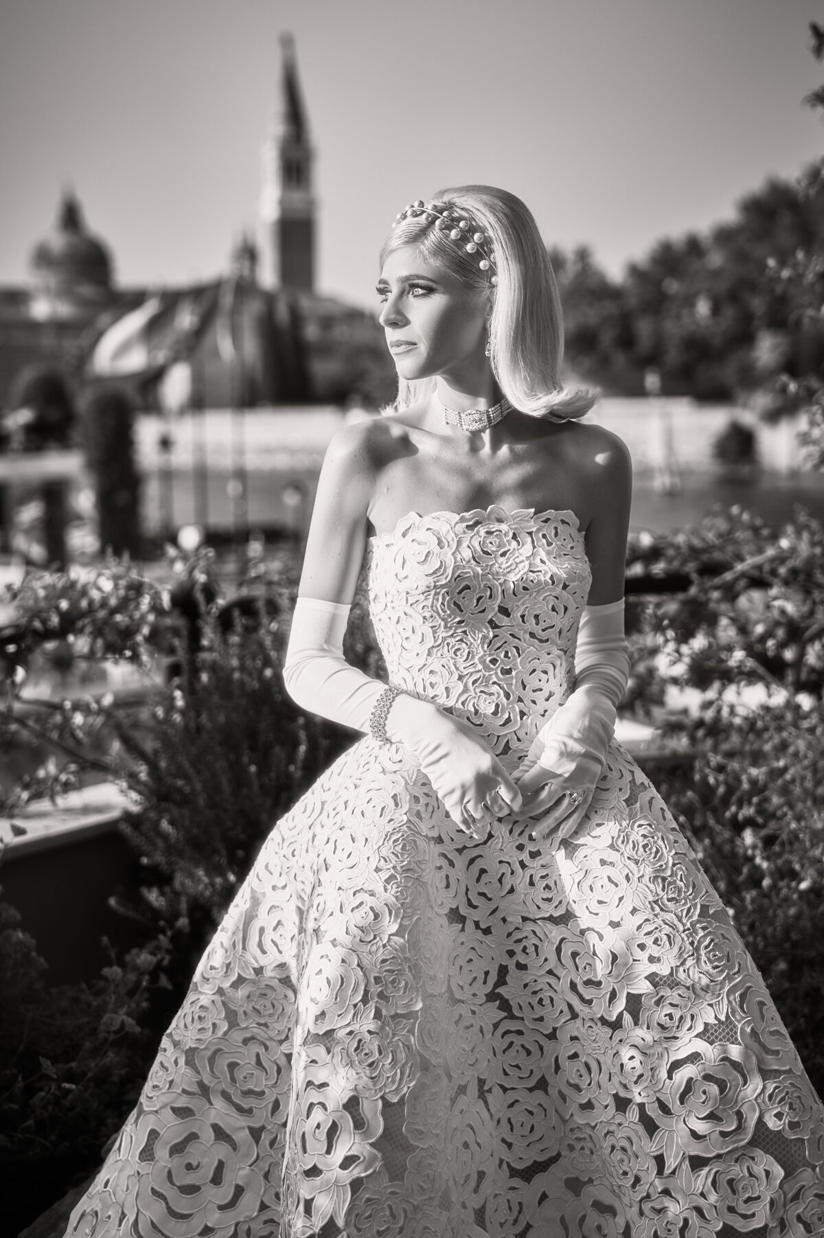 Danielle Pulock in Oscar De La Renta