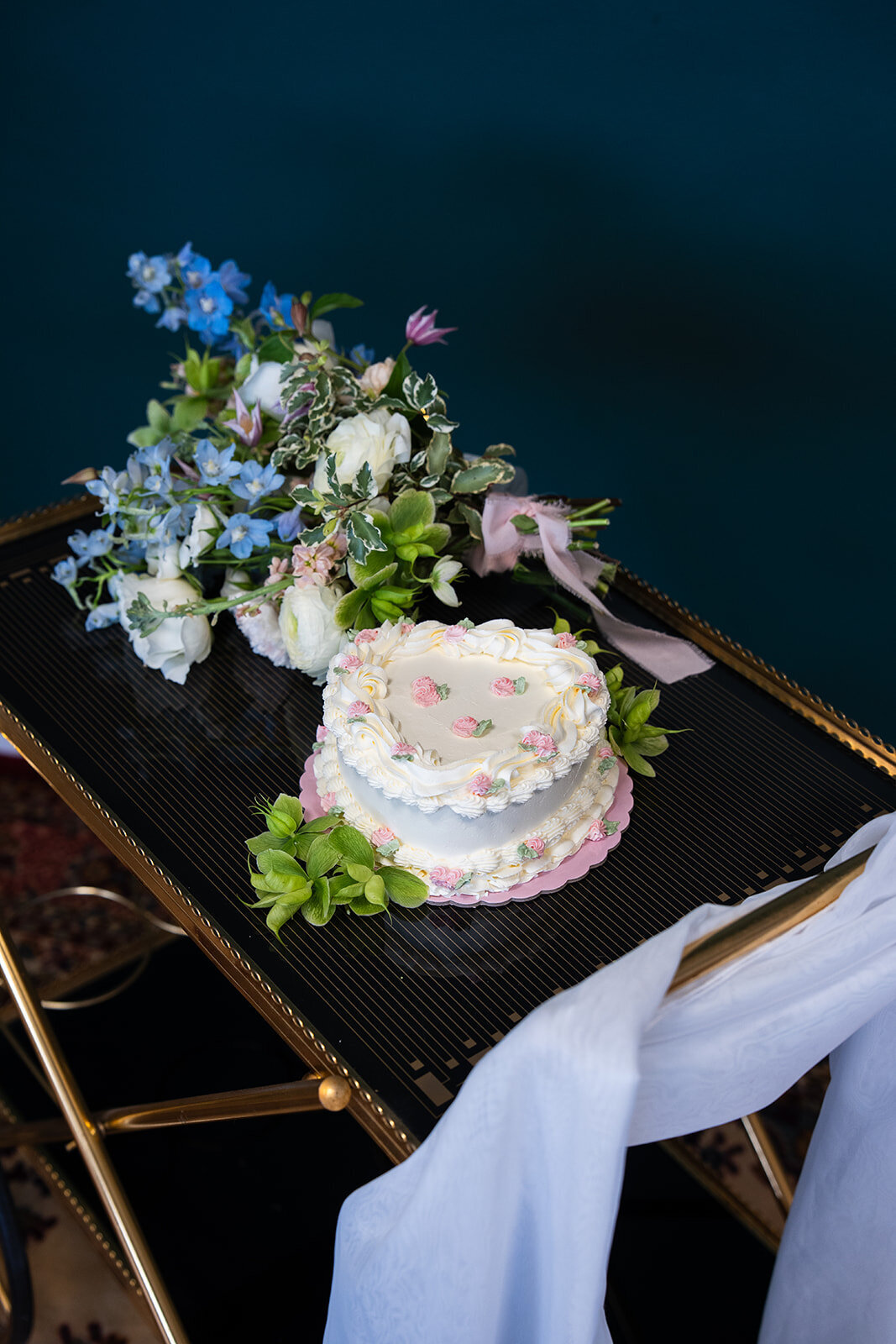 shooting-inspiration-aix-en-provence-fleurs-bleu-rose47
