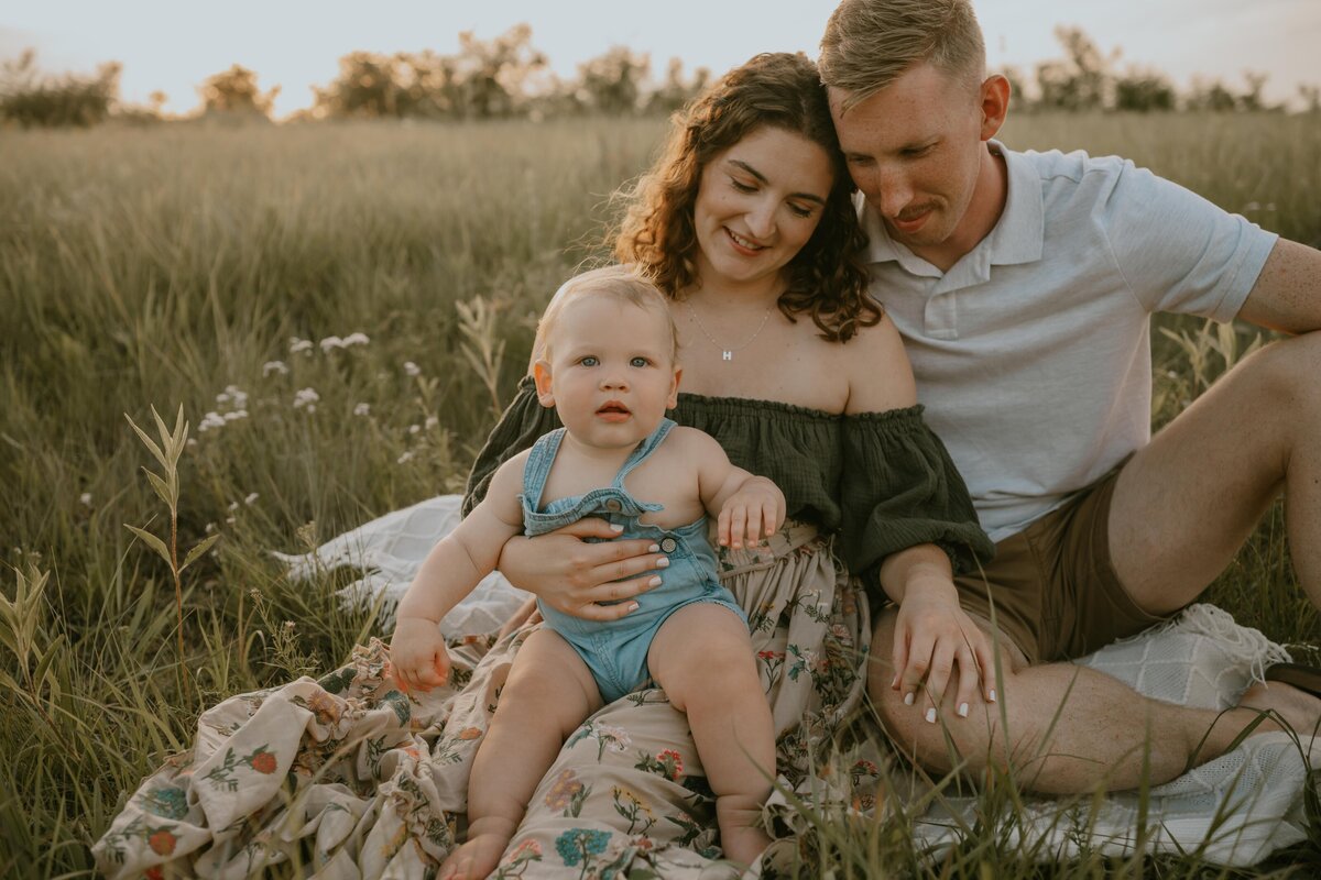 Family posing in a Olympia Family Photography session